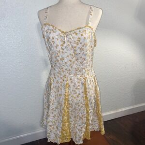Derek Heart Womens Floral Sundress Yellow White SZ Large Flowy dress spaghetti
